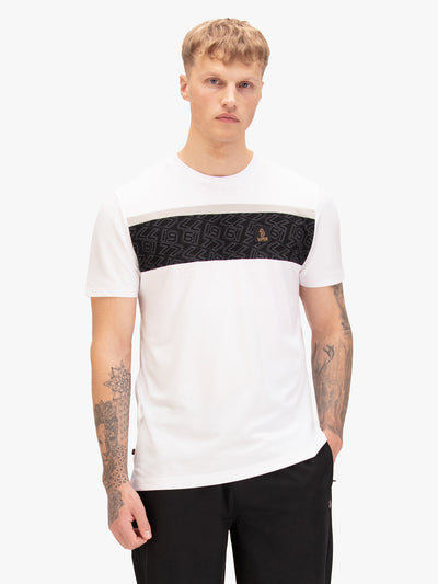 Men's white t-shirt with crew neck and short sleeves, worn by a model, front view