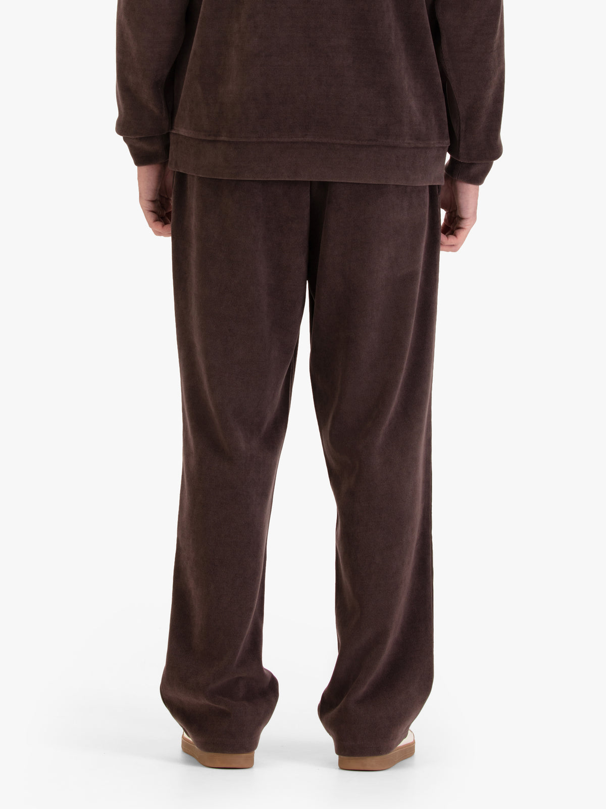 QUEENS STRAIGHT LEG JOGGERS