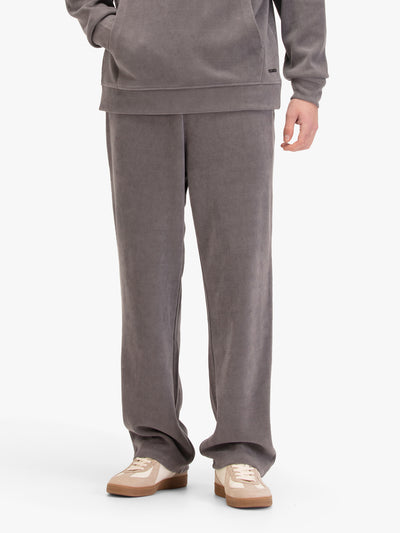 QUEENS STRAIGHT LEG JOGGERS