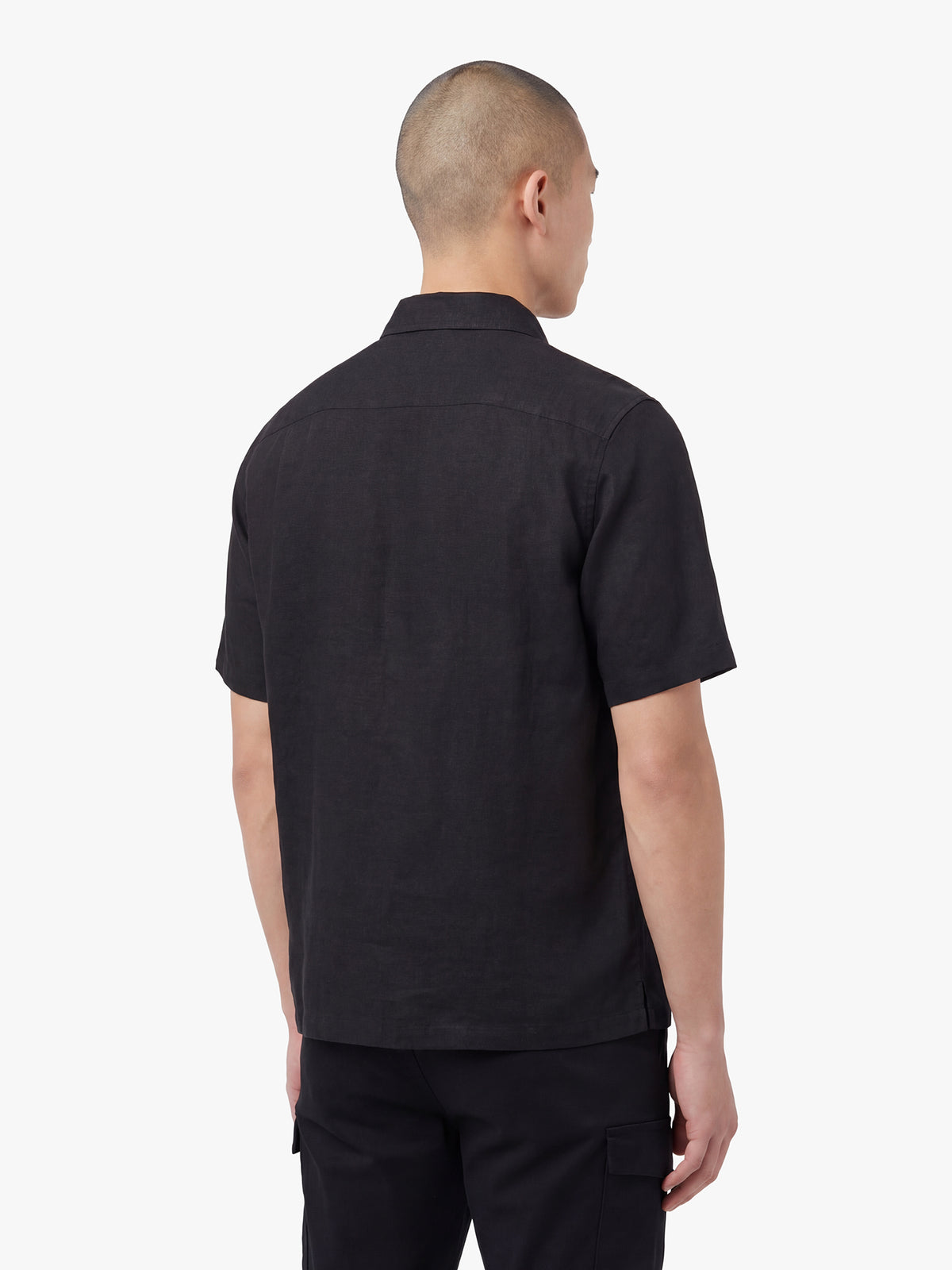 Men's relaxed-fit black shirt with button-up front, detail view 1