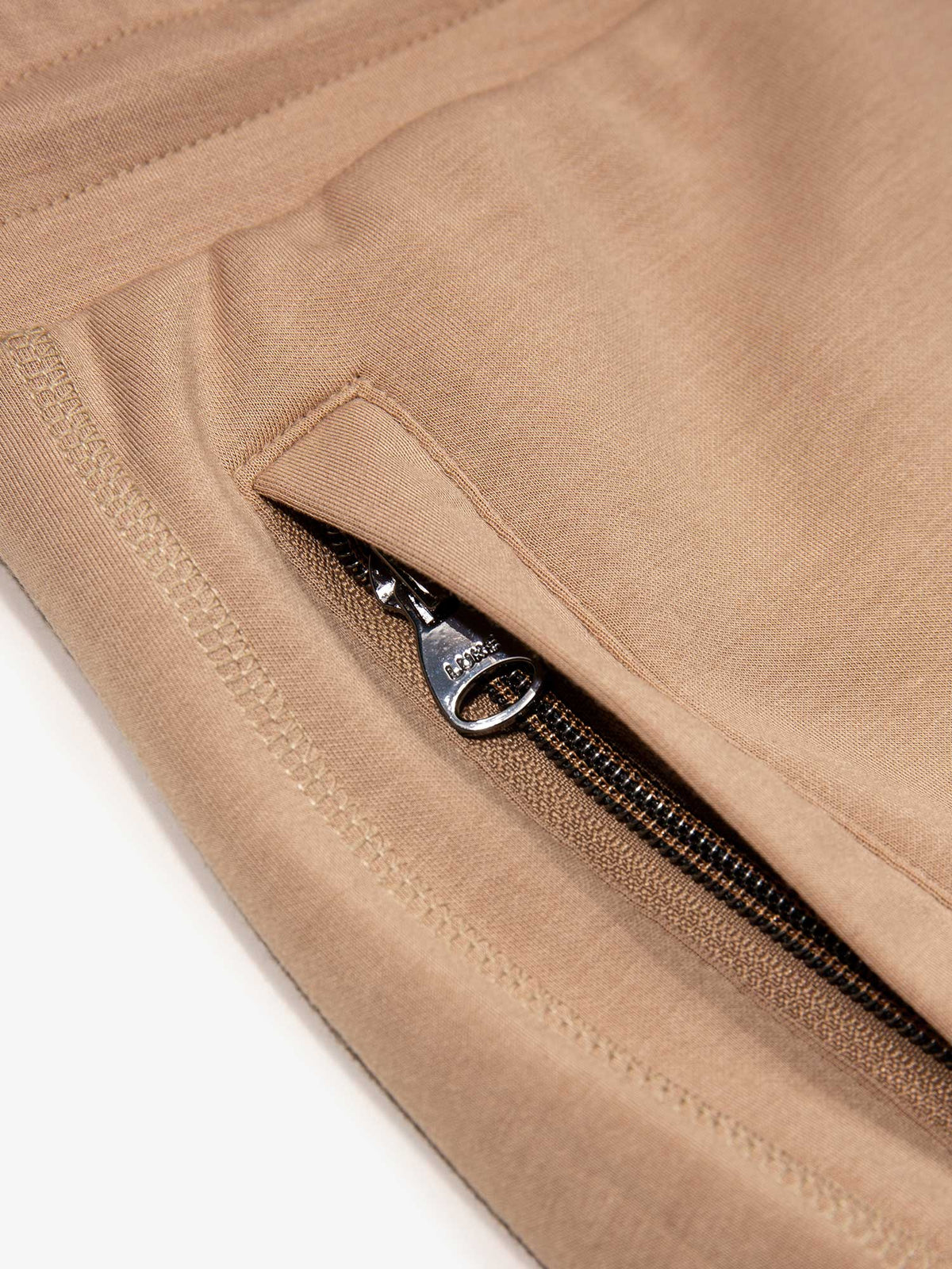 Men's beige shorts with drawstring waistband, detail view 2