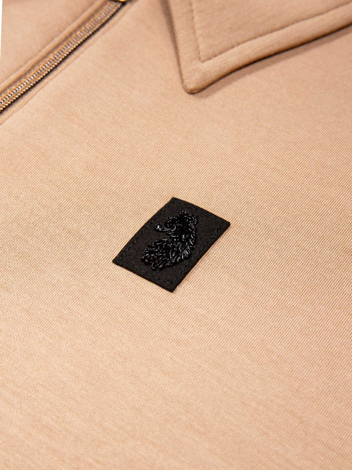 Men's beige polo shirt with polo collar, detail view 2