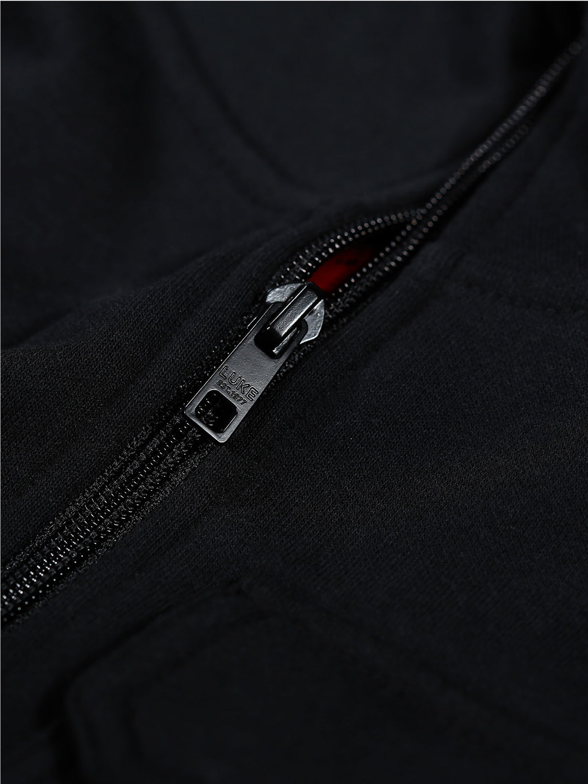 SEPANG QUARTER-ZIP SWEAT