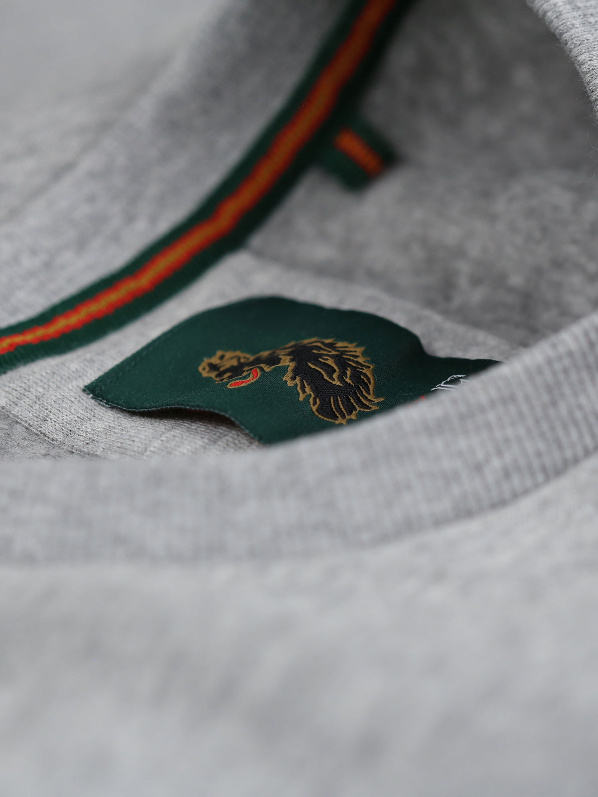 PARIS 2 SWEATSHIRT